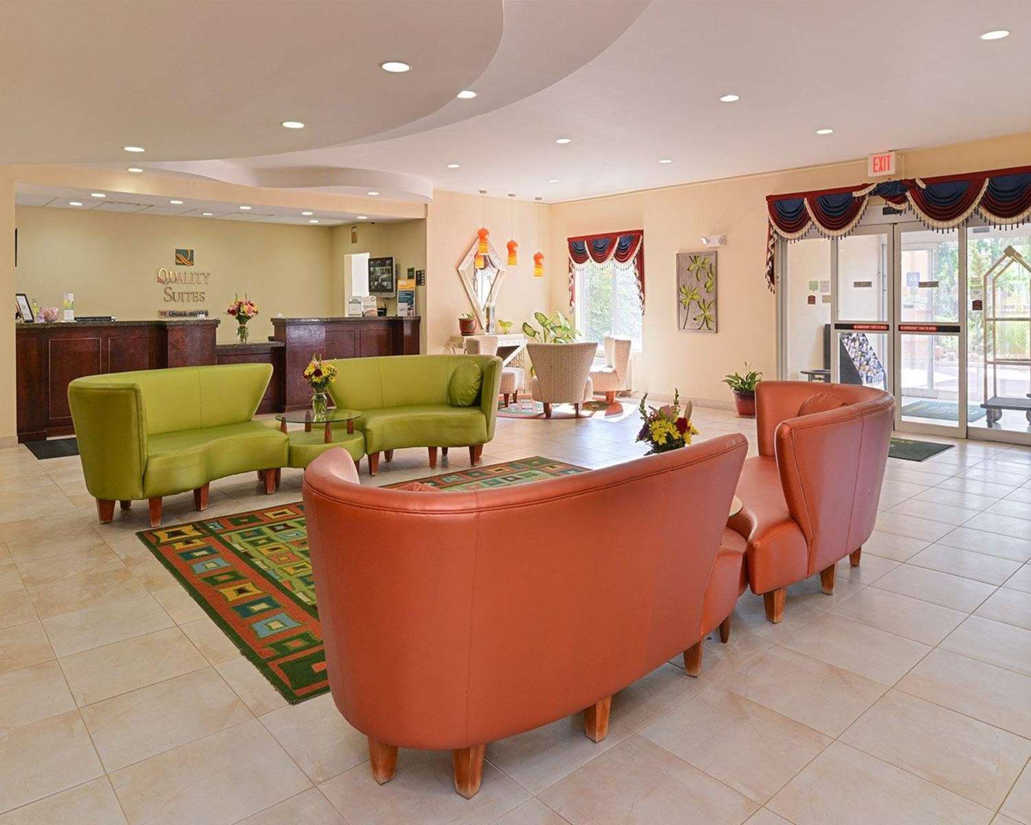 Фото Quality Suites