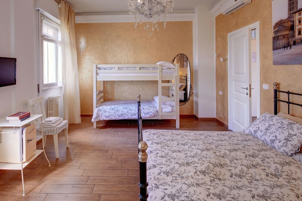 Фото Cento Passi Dal Duomo