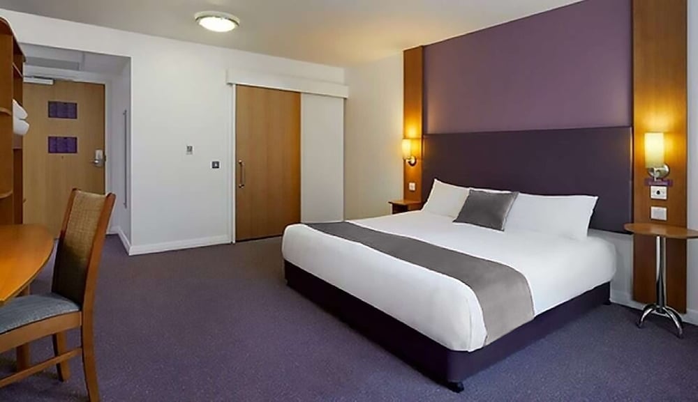 Фото Embassy Newcastle, Sure Hotel Collection by Best Western