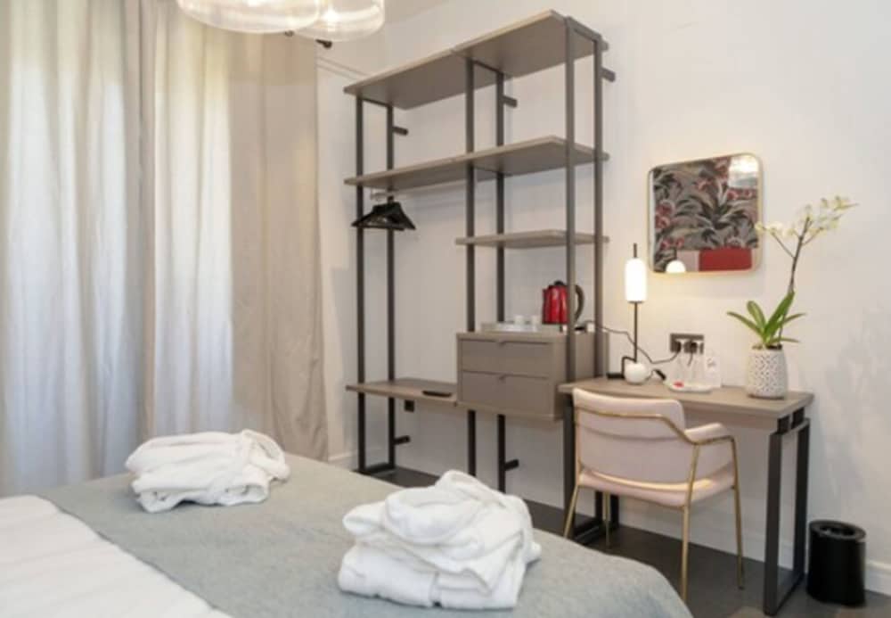 Фото Hotel Sevilla