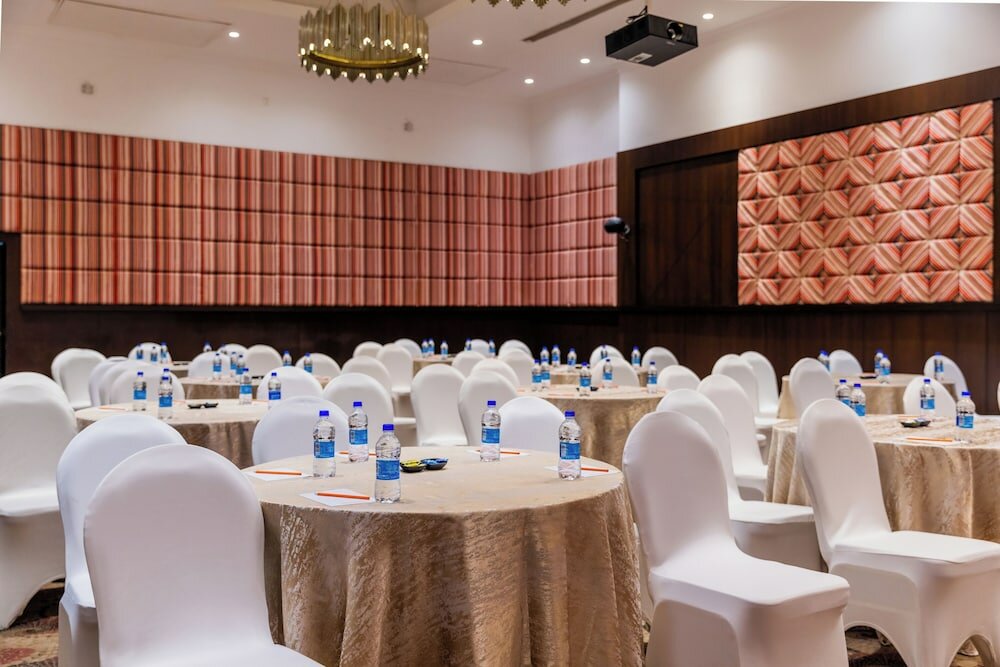 Фото Zone Connect by The Park Coimbatore