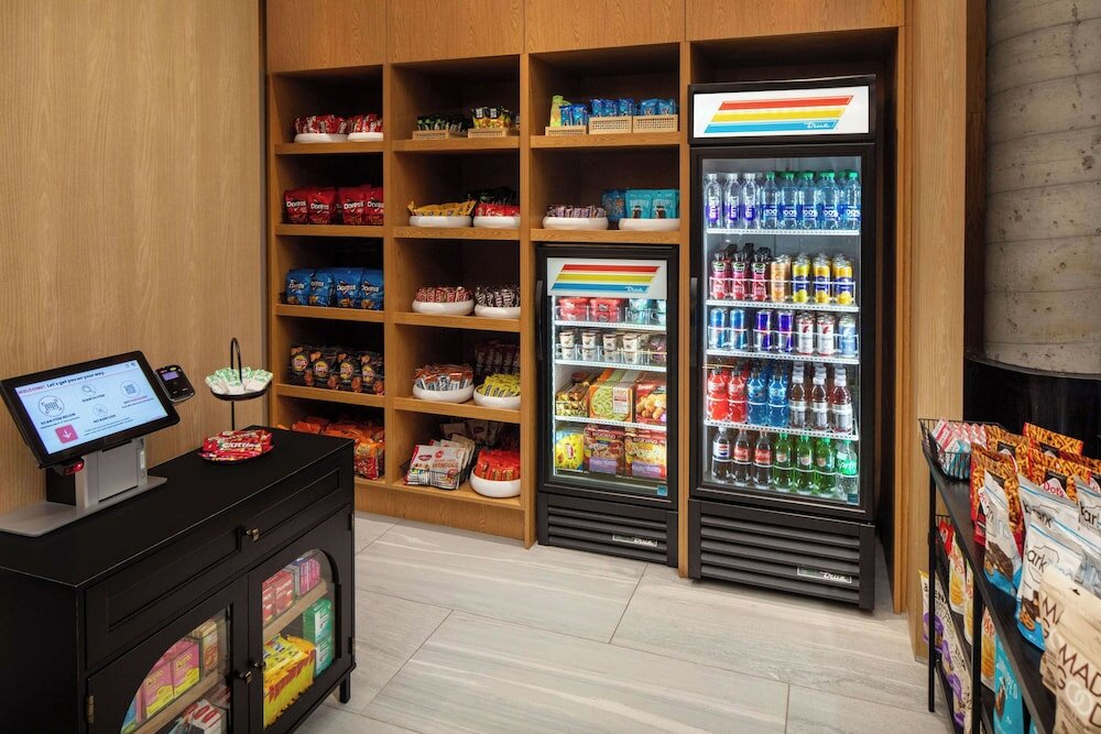 Фото Hampton Inn by Hilton New York Times Square