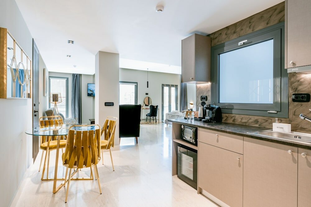 Фото Royalty Suites Psyrri