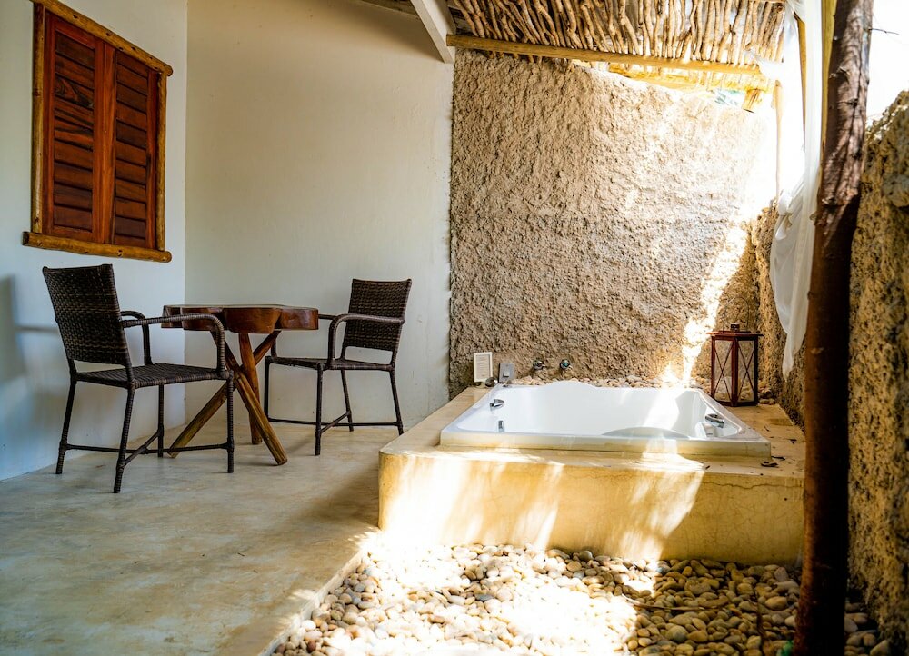 Фото Aloha Village Bangalôs