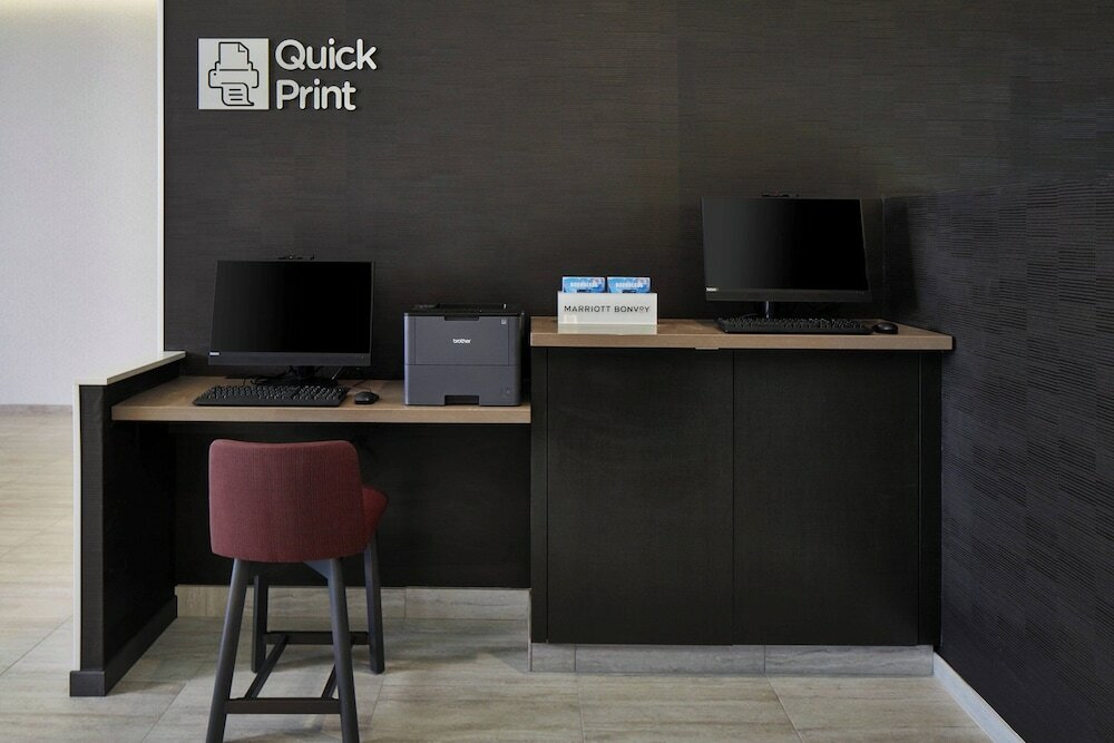 Фото Courtyard by Marriott Albany Airport