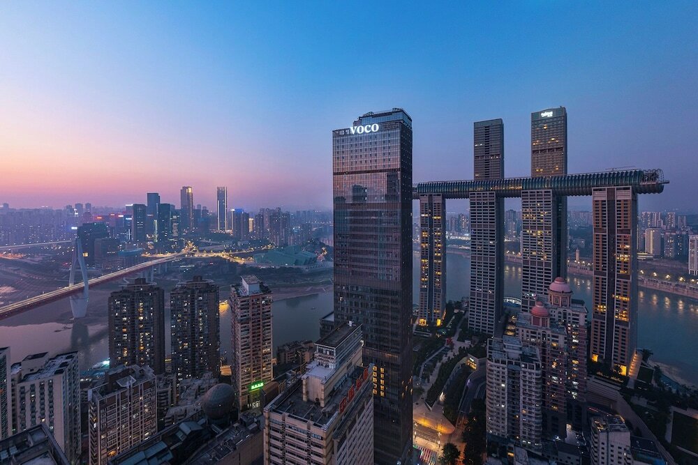 Фото Voco Chongqing Chaotianmen, an Ihg Hotel
