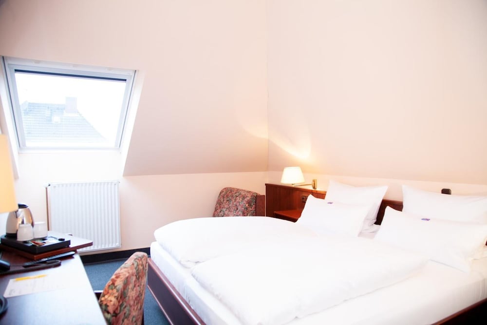 Фото Hotel Lonac