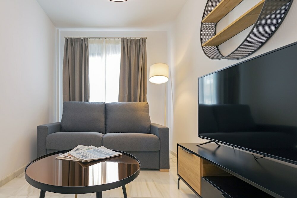 Фото Malaga Rivas 34 Suites Homes