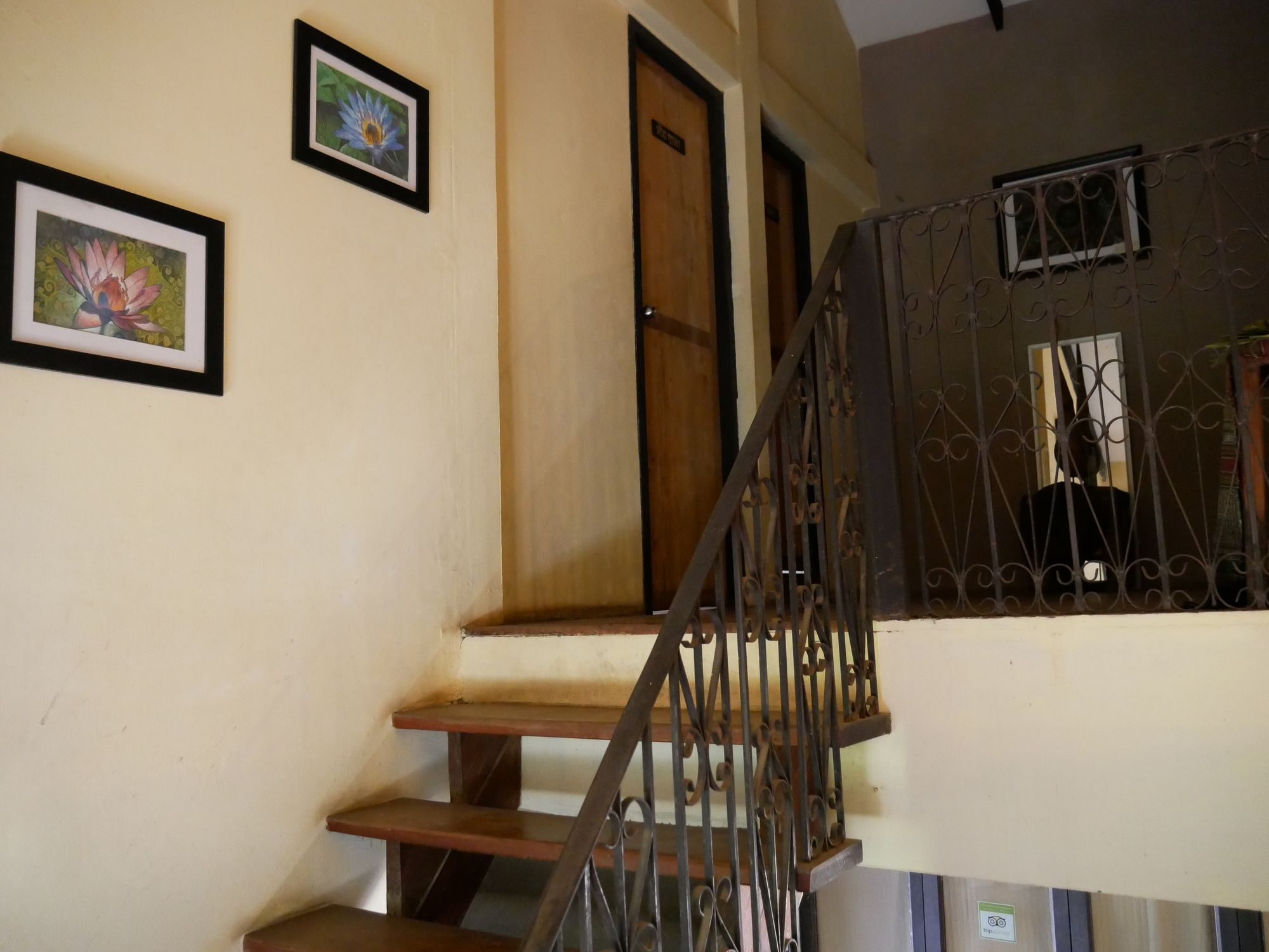 Фото Sofa Gallery Hotel