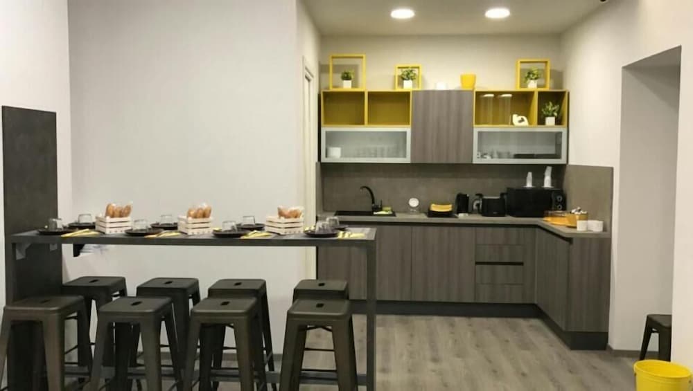 Фото Sensation House