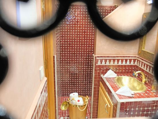 Фото Riad Zanouba