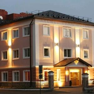 Фото отеля 1