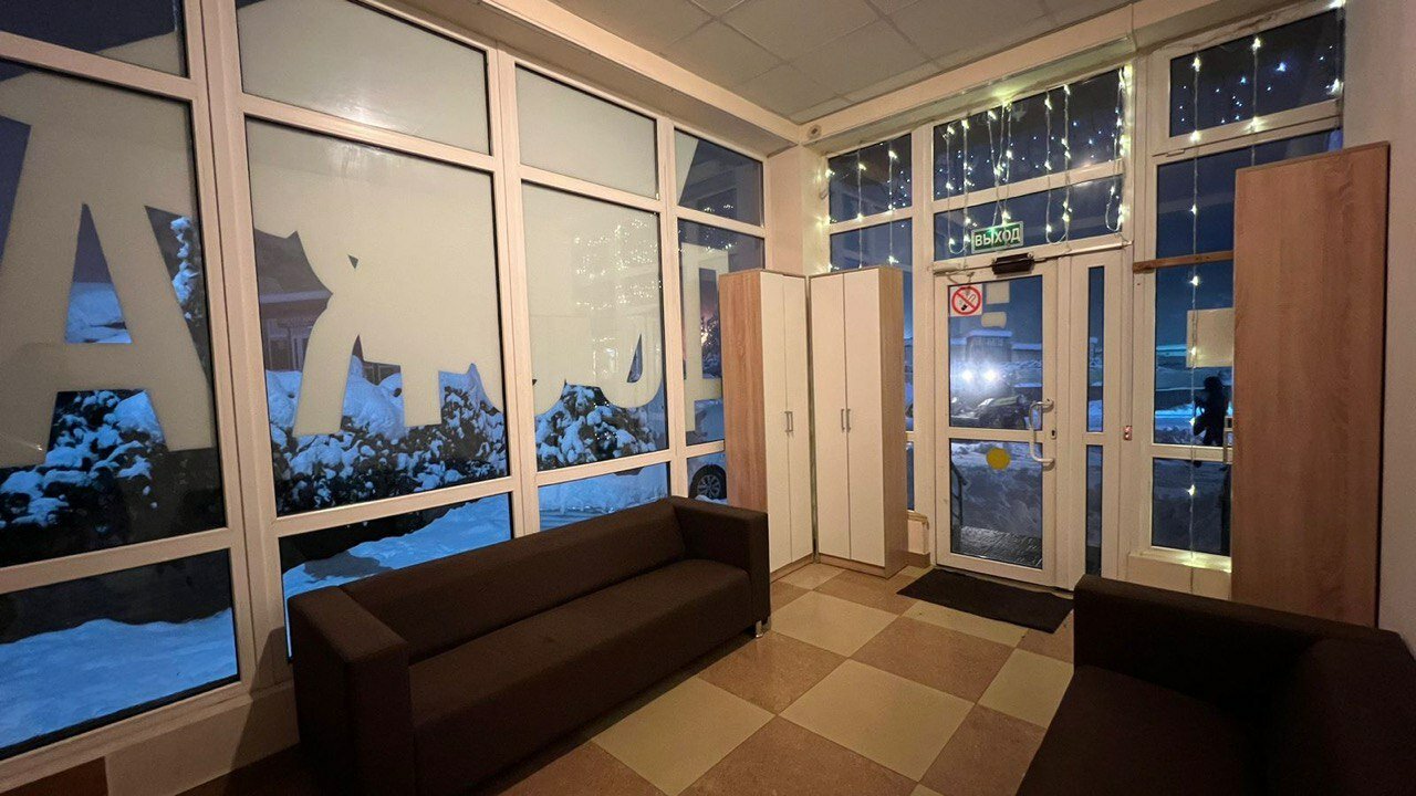 Фото Сонные Чемоданы