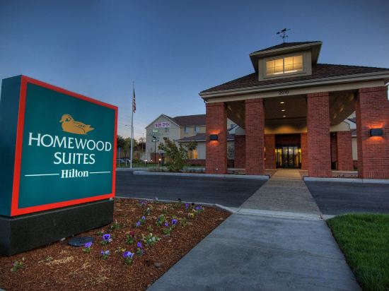 Фото Homewood Suites Medford