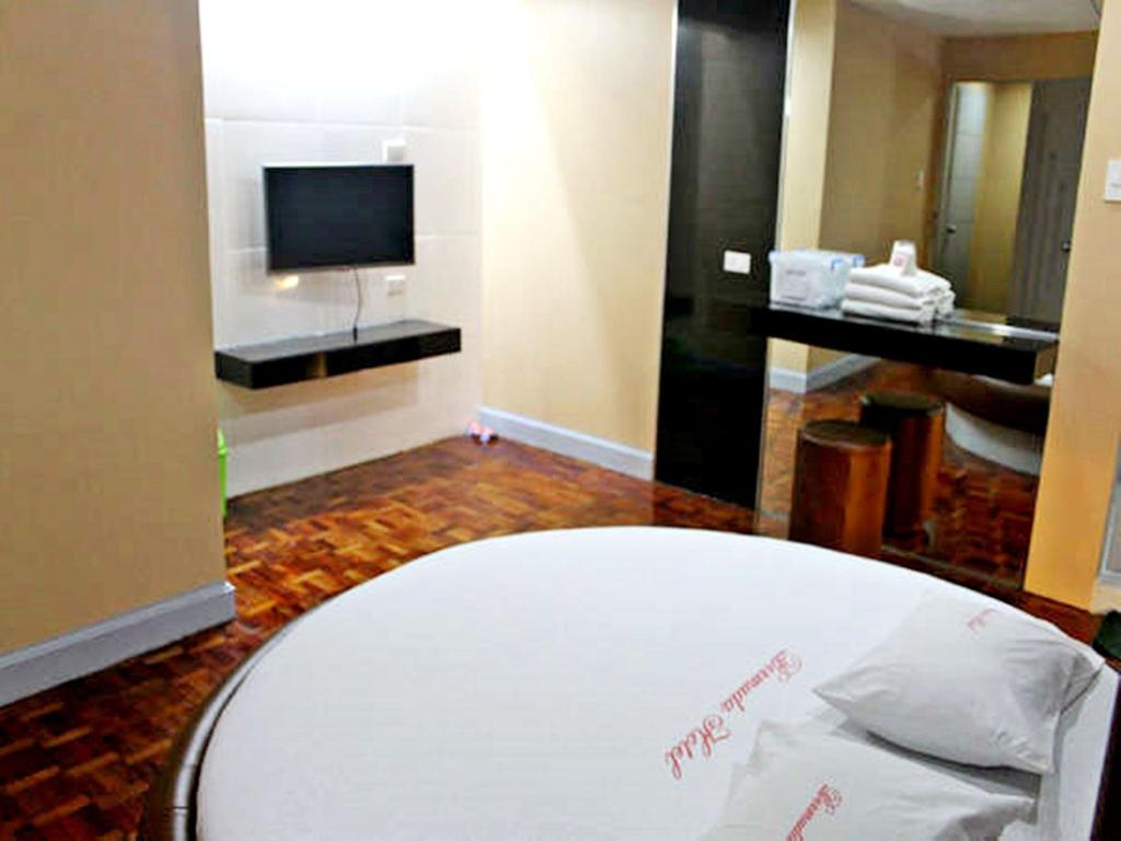 Фото Bermuda Hotel and Restaurant