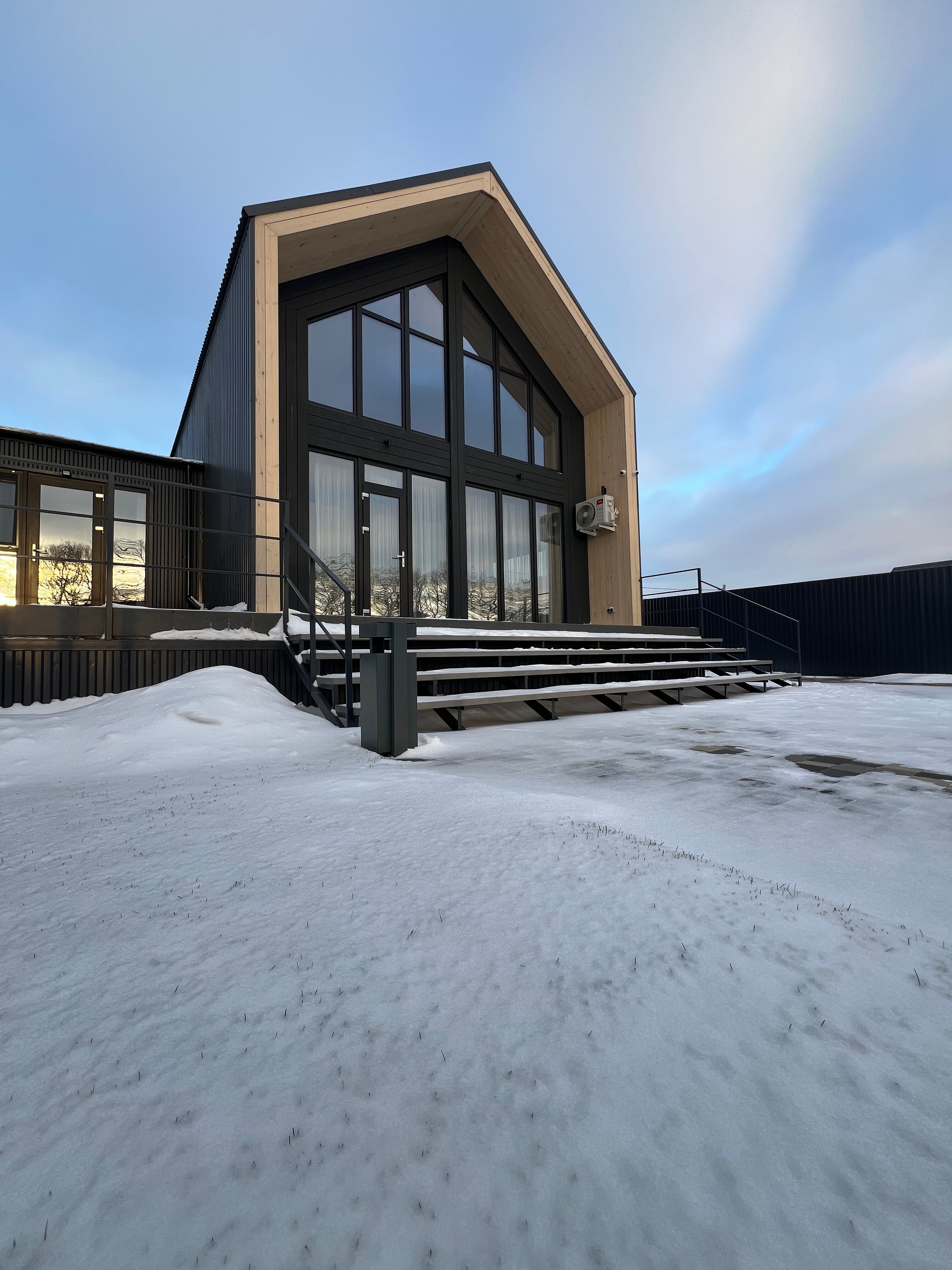 Фото Атмосфера