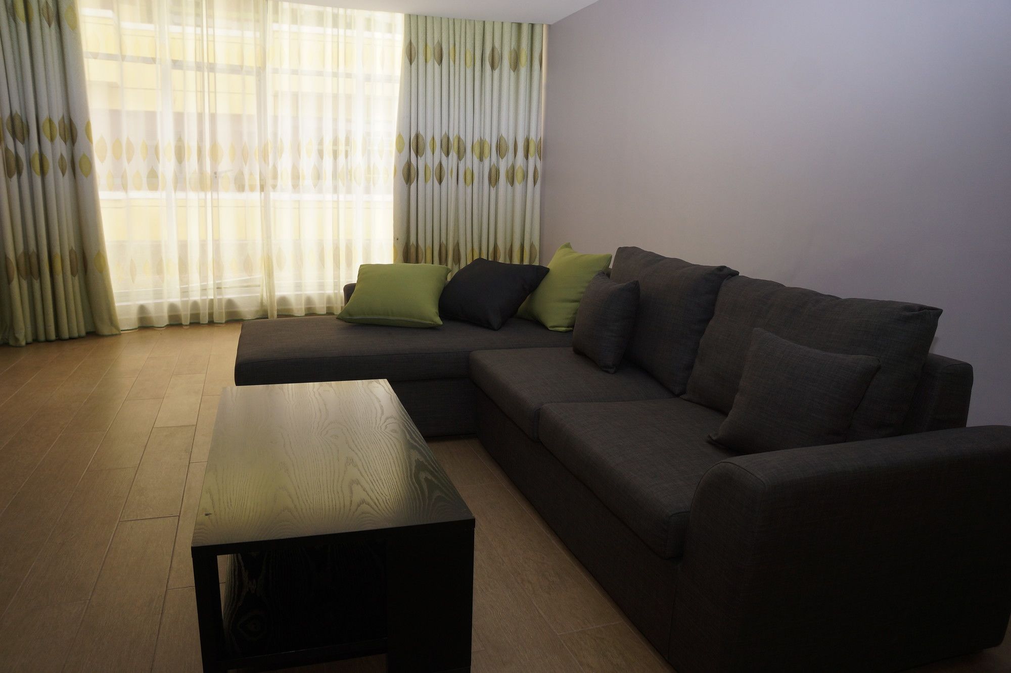 Фото Là Ponye Hotel Apartment