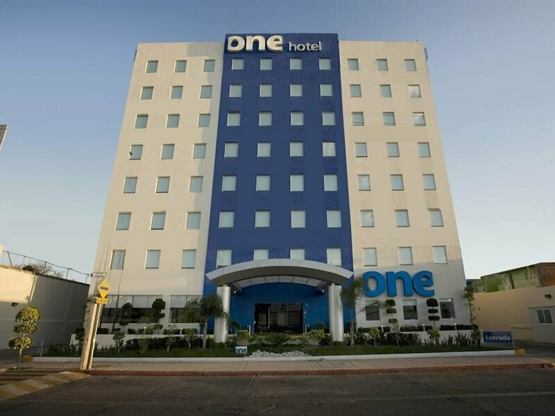 Гостиница One Aguascalientes San Marcos в Агуаскальентесе