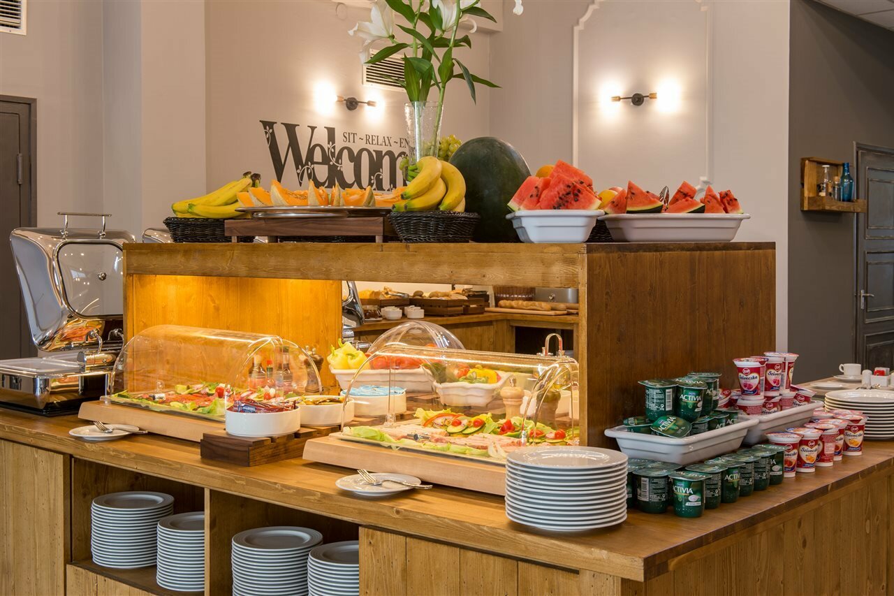 Фото Three Corners Hotel Anna