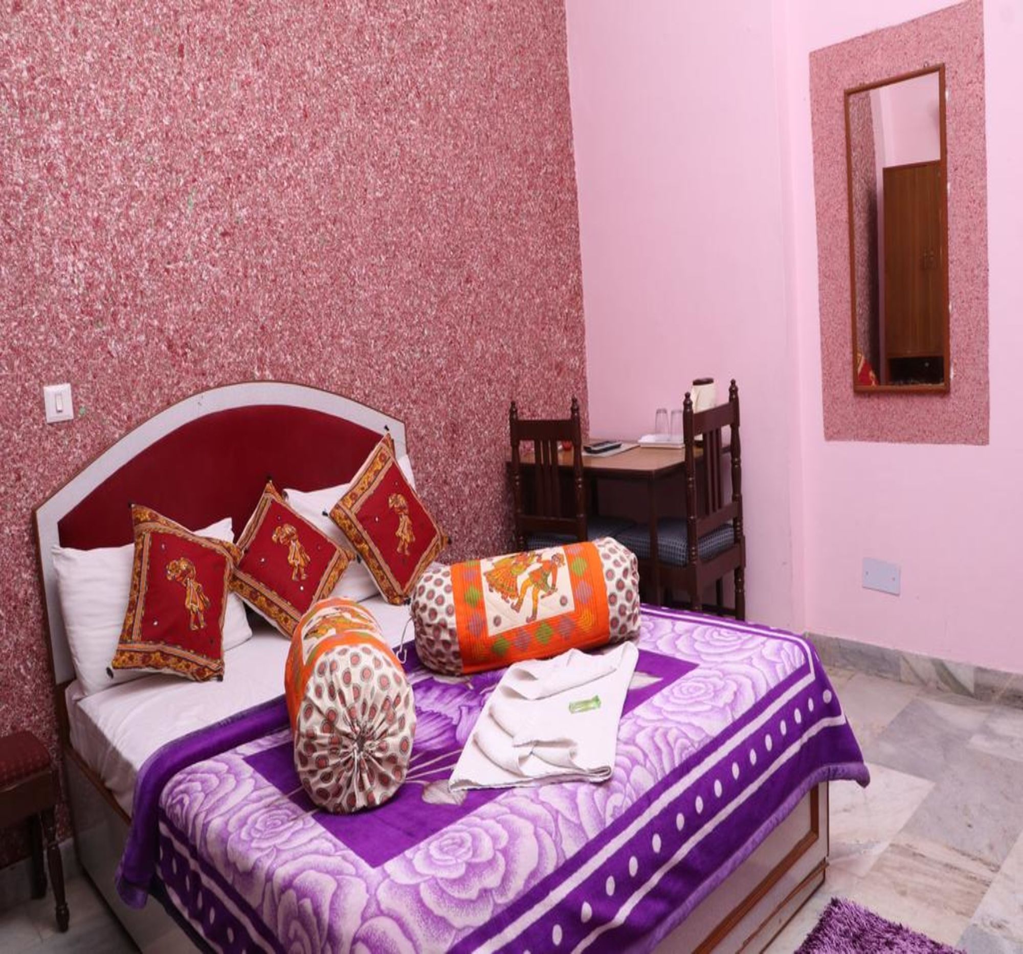 Фото Hotel Jai Maa Palace