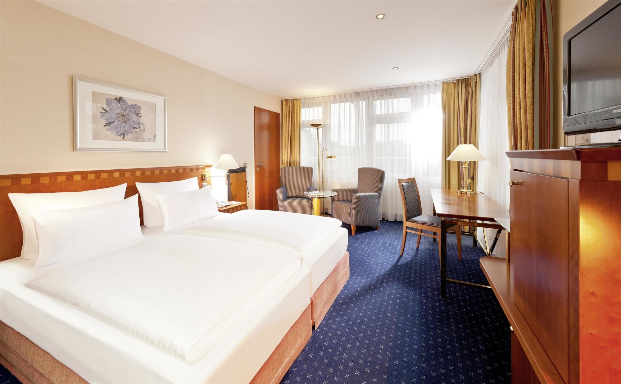 Фото Dorint Parkhotel Bad Neuenahr