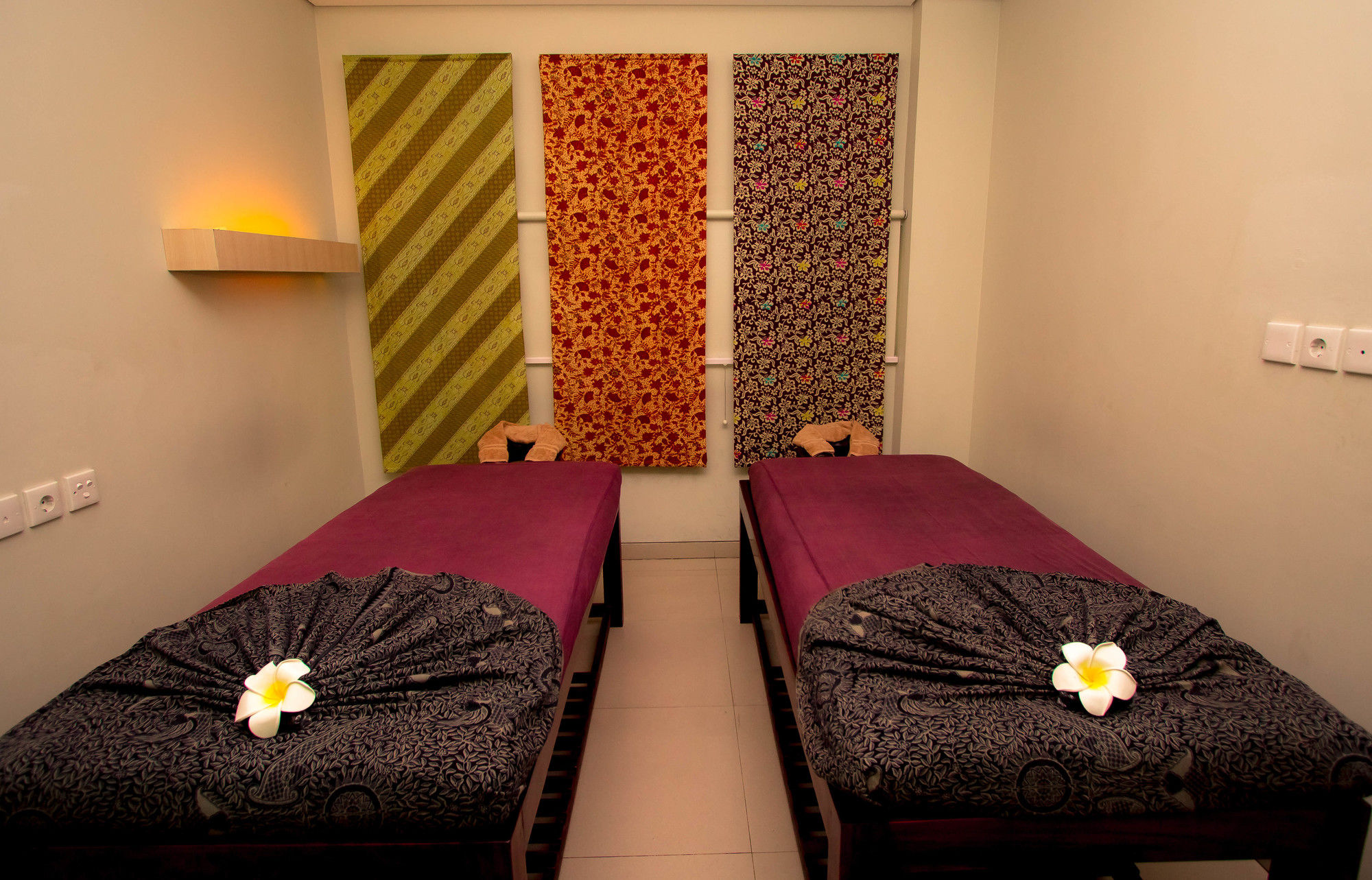 Фото Grandmas Plus Hotel Airport