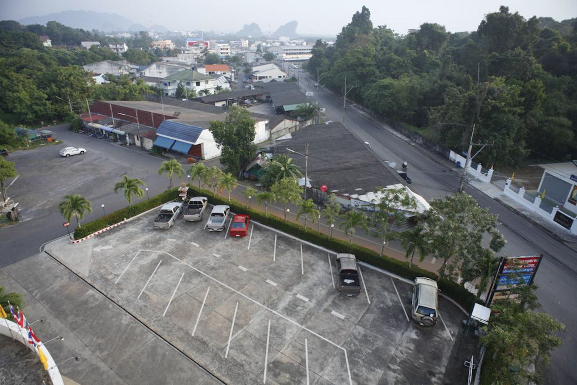 Фото Boonsiam Hotel