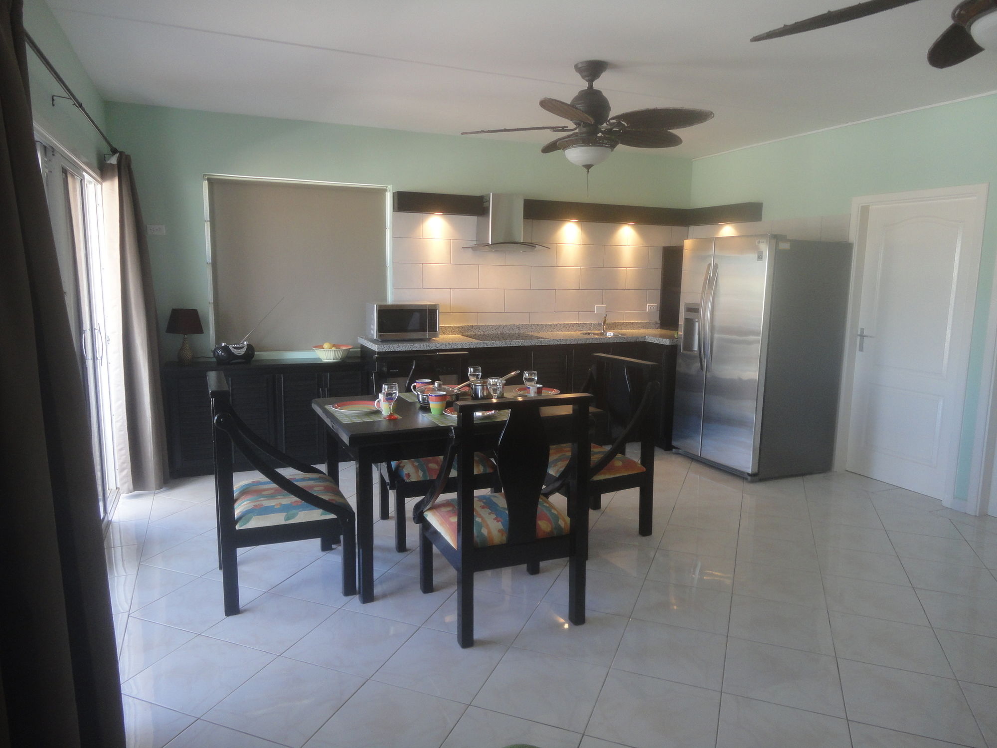 Фото Landslake Apartments