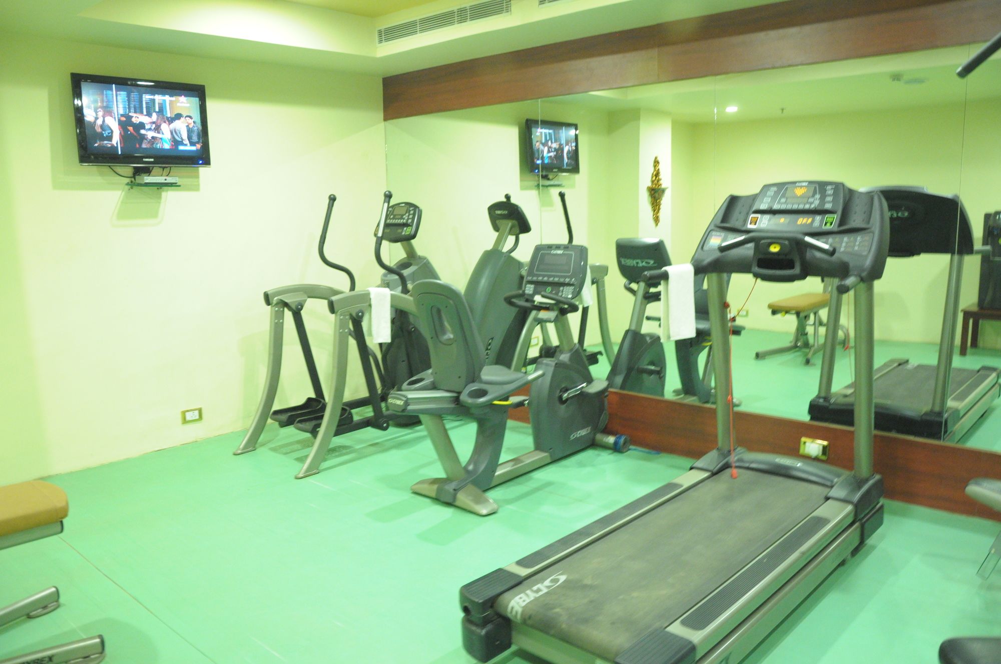 Фото Chokhi Dhani The Palace Hotel