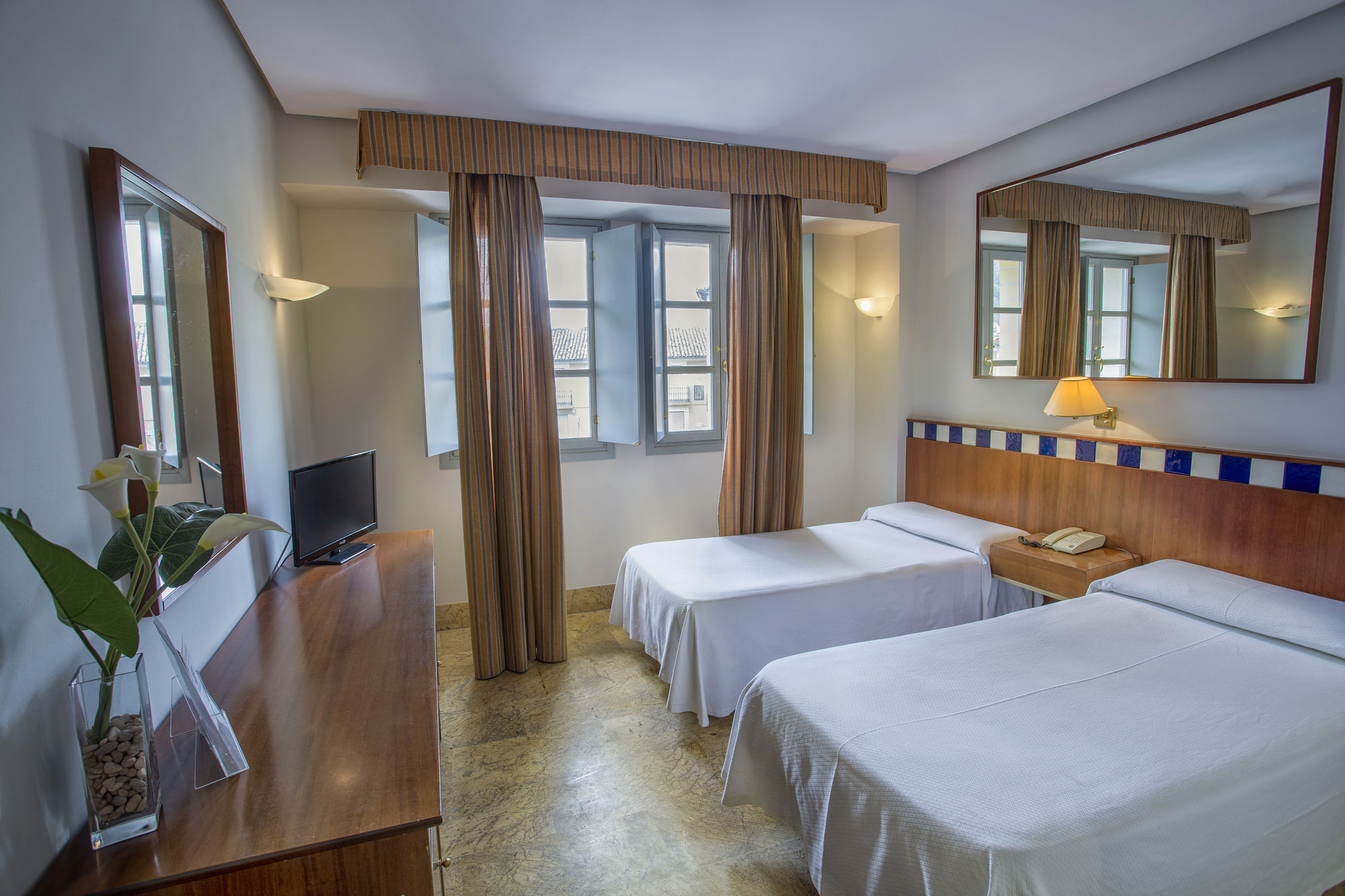 Фото Hotel Ciudad de Cazorla