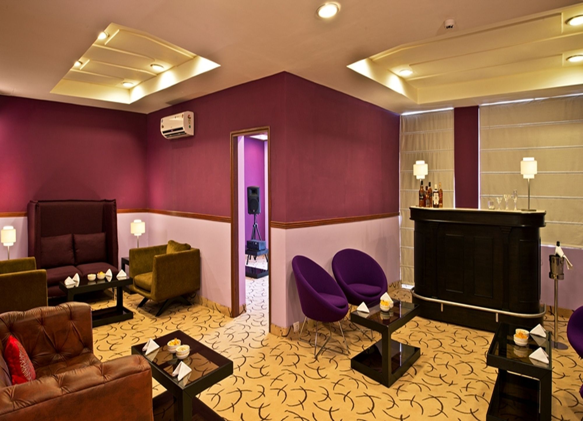 Фото Red Fox Hotel, Bhiwadi