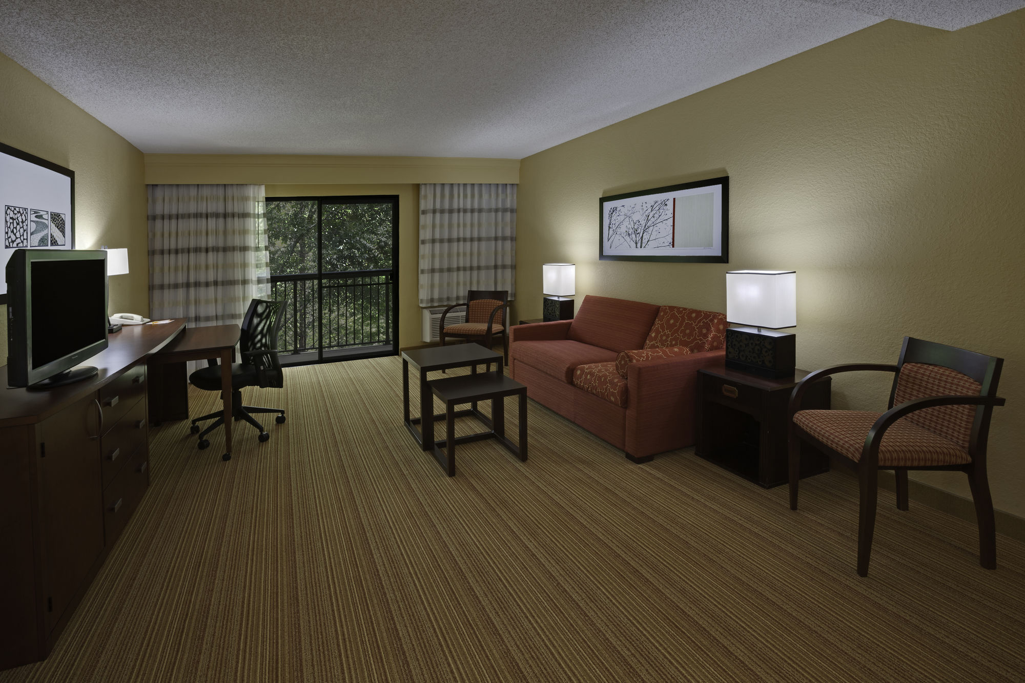 Фото Courtyard by Marriott Tampa Brandon