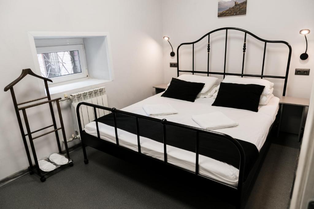 Фото Why not Hostel Novosibirsk