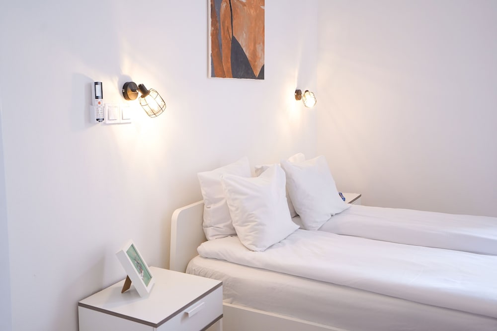 Фото Venus Apartments - Klauzál Apartment