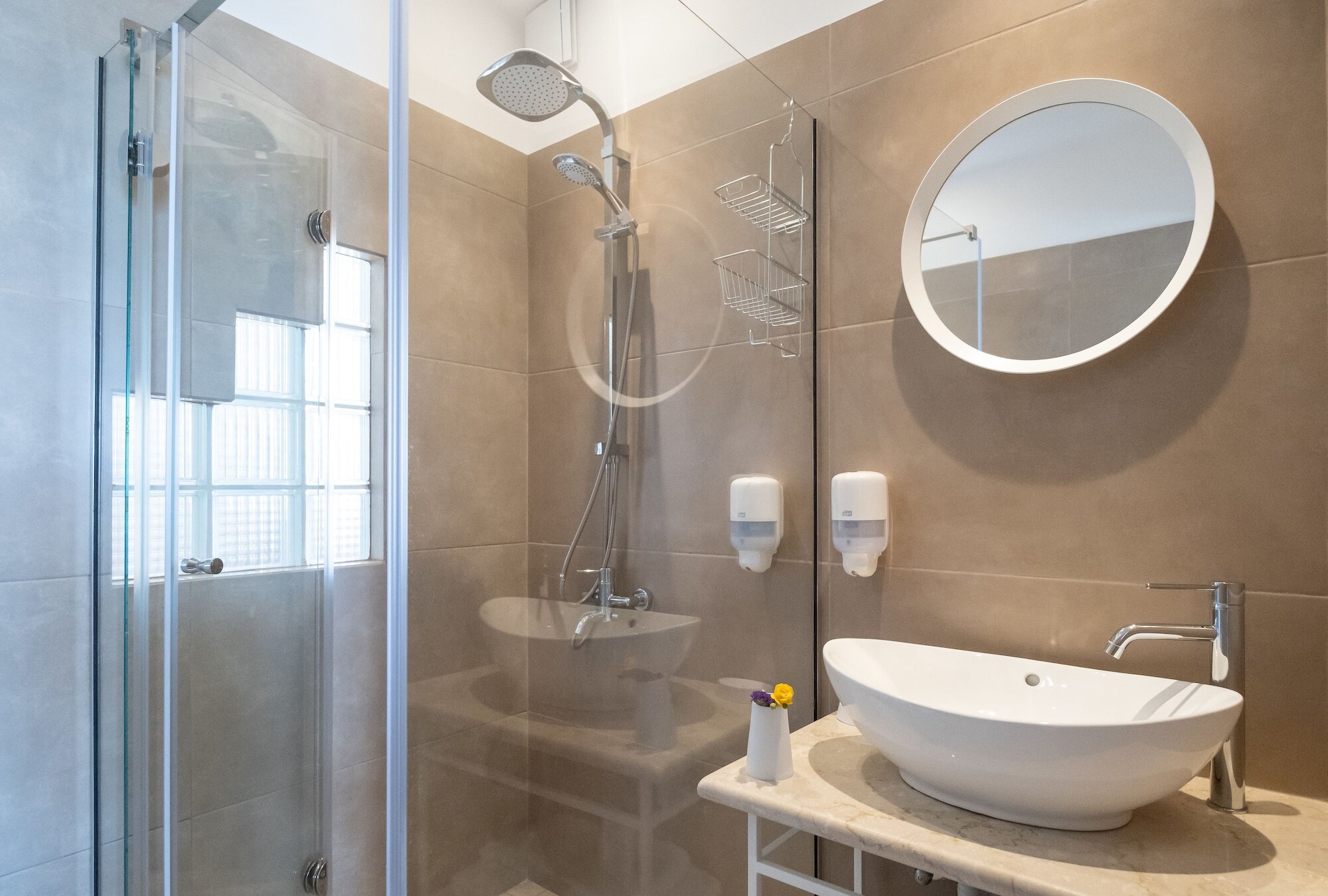 Фото Nelly’s Hotel & Apartments