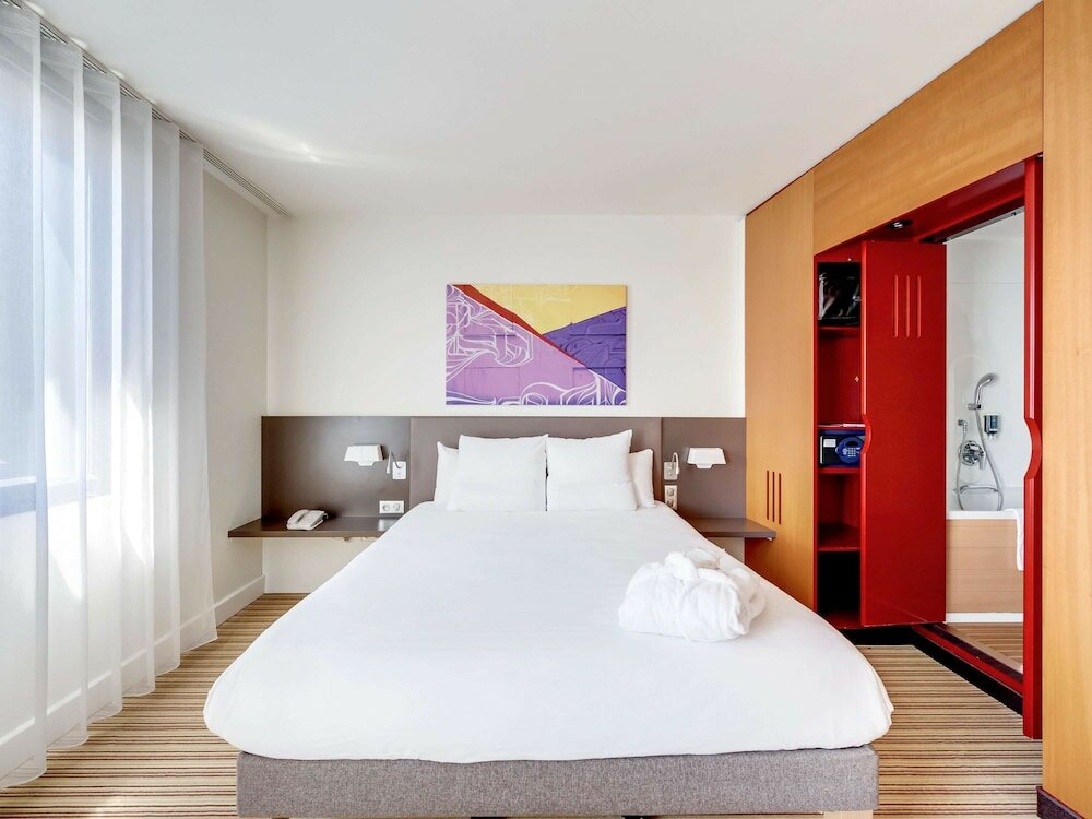 Фото Novotel Suites Paris Nord 18ème Hotel