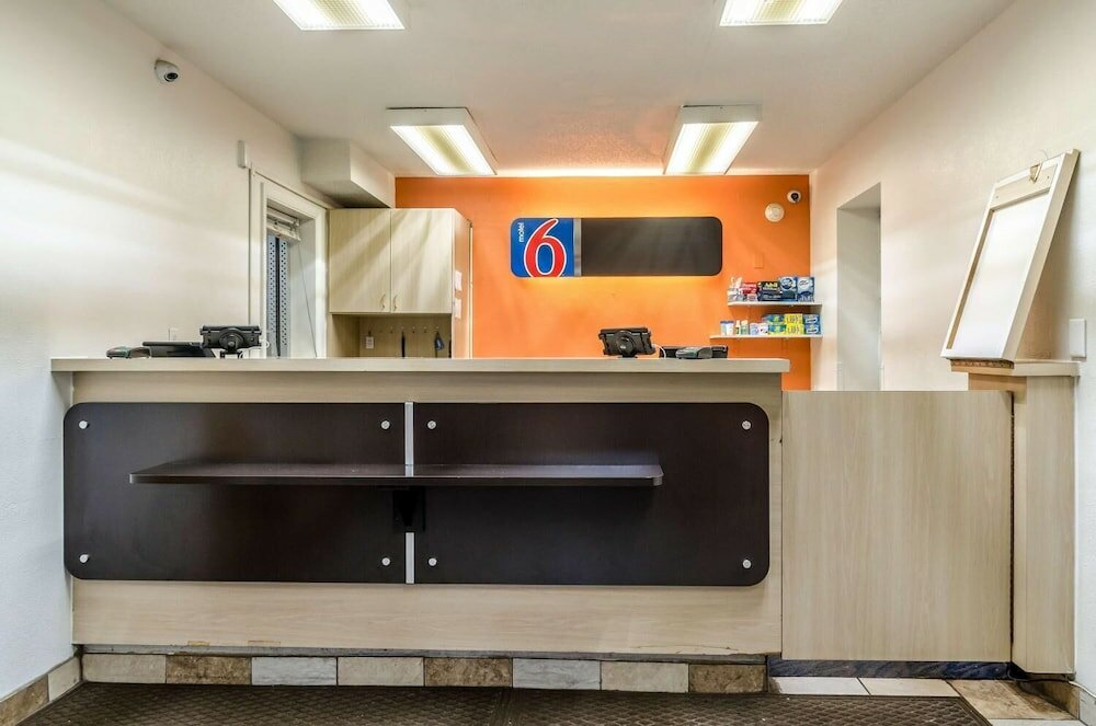 Фото Motel 6 Warren, Mi - Detroit East