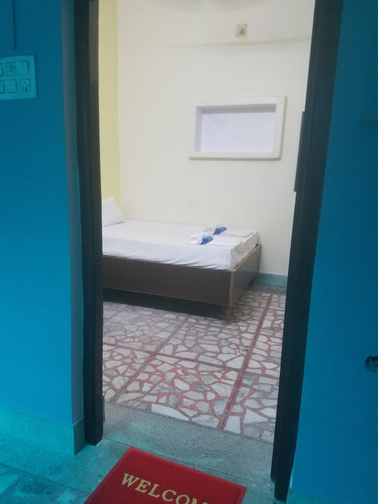 Фото Baba Guest House