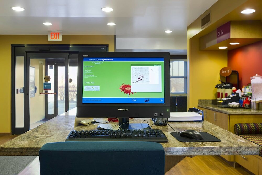 Фото TownePlace Suites Kansas City Overland Park