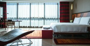 Jumeirah Creekside (Jumeirah Creekside, Al Garhoud, Deira, Dubai), hotel