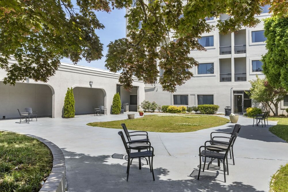 Фото Country Inn & Suites by Radisson, Atlanta Downtown South at Turner Field, Ga