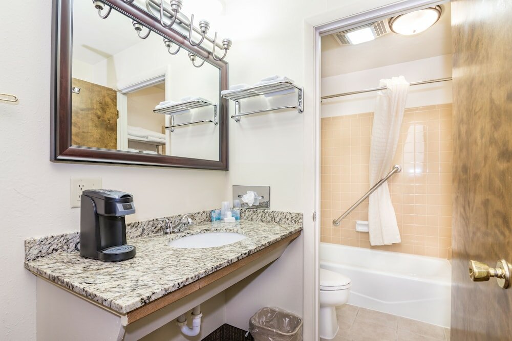 Фото Teton West Motel