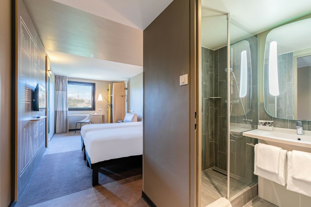 Фото Ibis Budapest Castle Hill