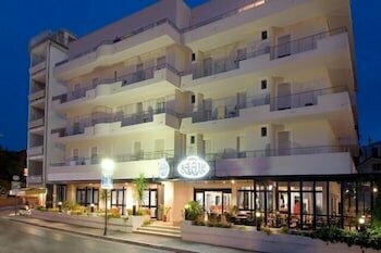 Гостиница Hotel Bellevue в Каттолике