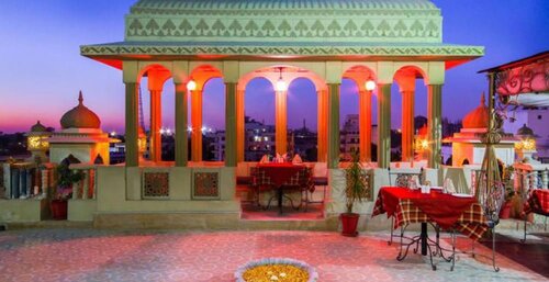 Внешний вид отеля Nahargarh Haveli в Муниципальной корпорации Джайпуре, фото 3