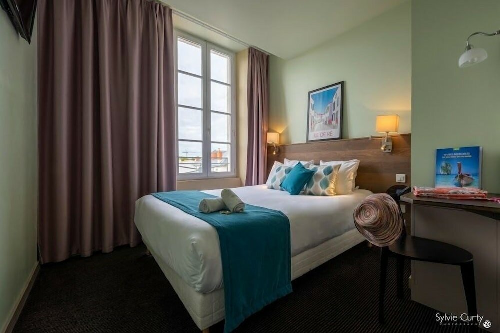 Фото Accostage Hotel