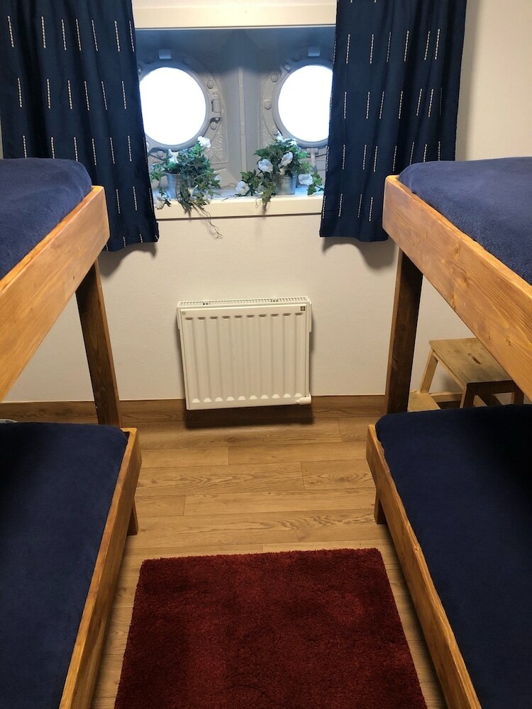 Фото The Red Boat