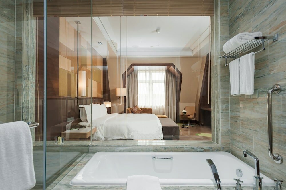 Фото Holiday Inn Qingdao Expo, an Ihg Hotel