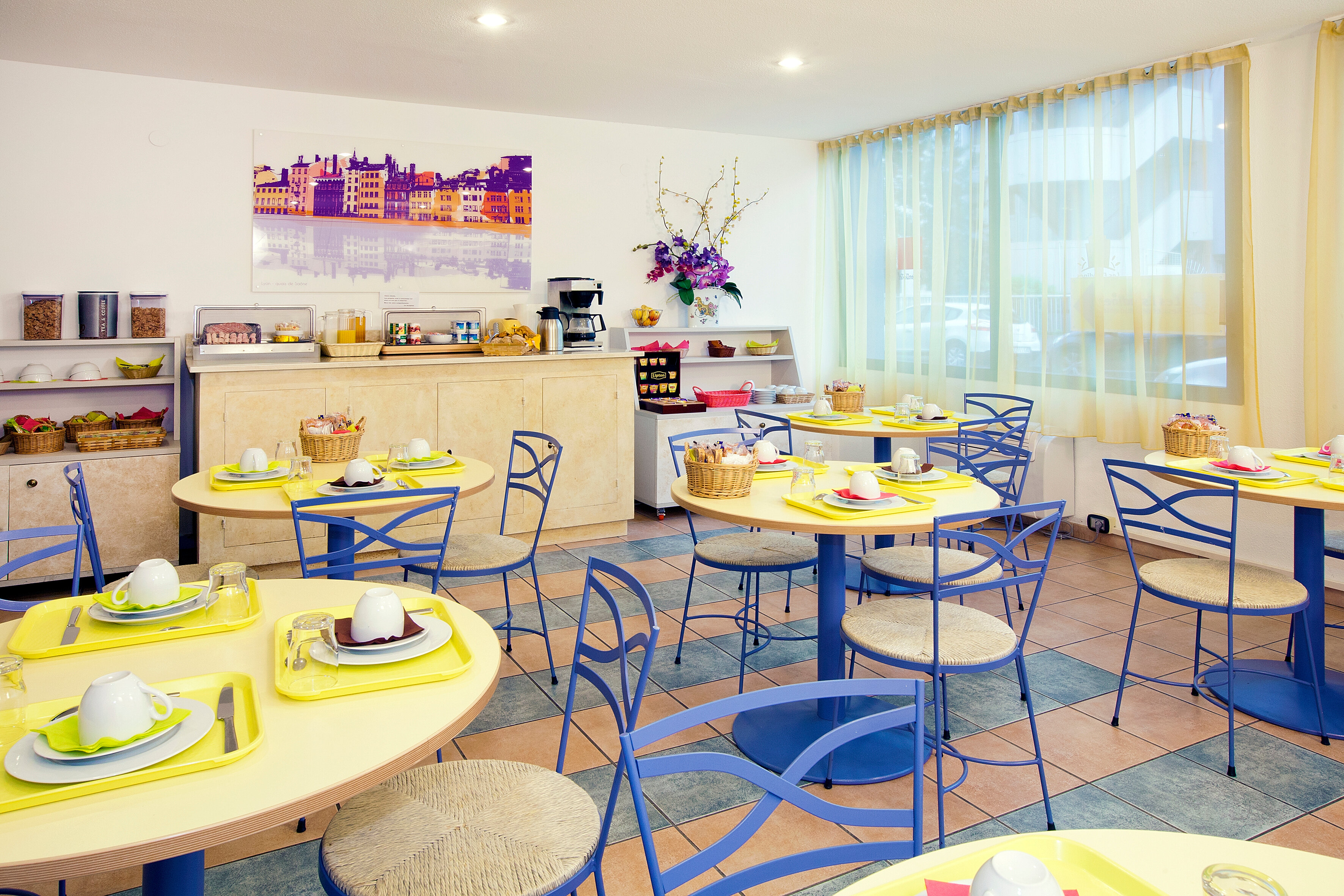 Фото Séjours and Affaires Lyon Saint Nicolas