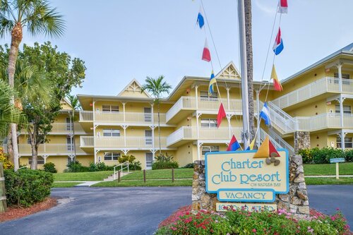 Гостиница Charter Club of Naples Bay by Diamond Resorts